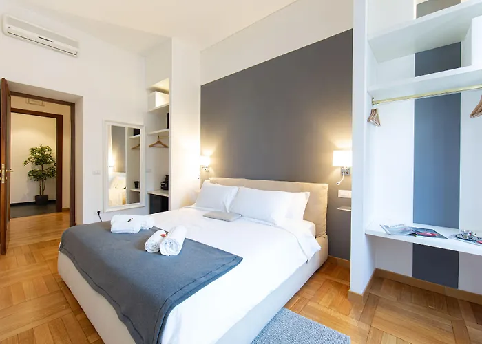 Konukevi Lombardia40 Luxury 4*