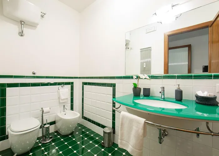 Lombardia40 Luxury 4*